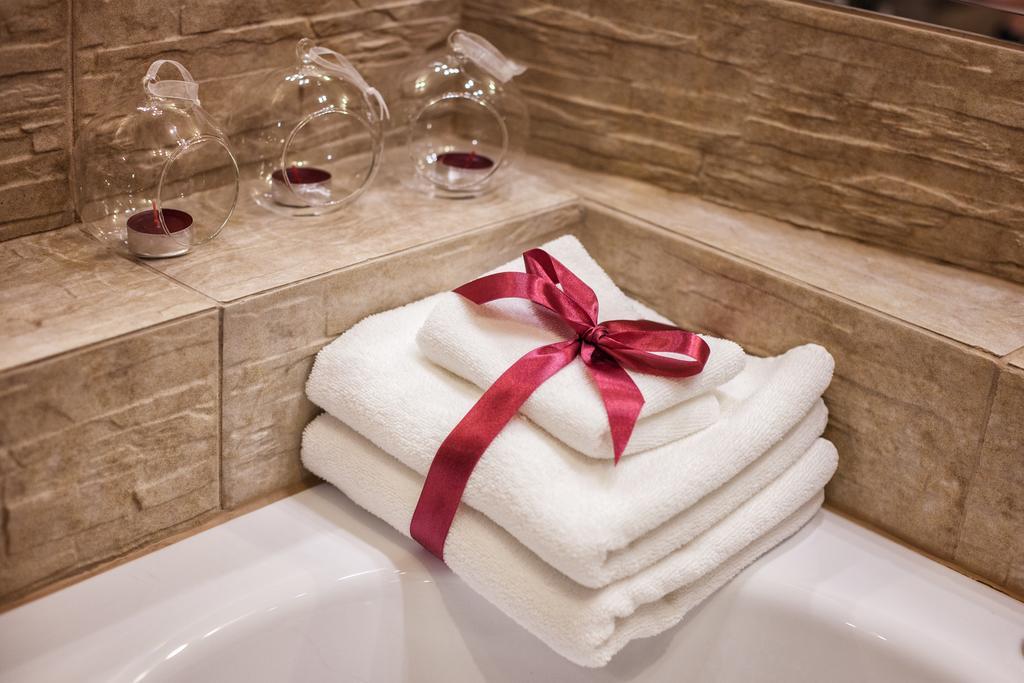 Hotel Ted Radomsko Ngoại thất bức ảnh
