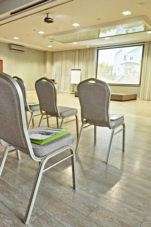 Hotel Ted Radomsko Ngoại thất bức ảnh