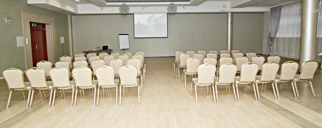 Hotel Ted Radomsko Ngoại thất bức ảnh