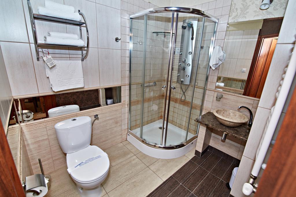 Hotel Ted Radomsko Phòng bức ảnh